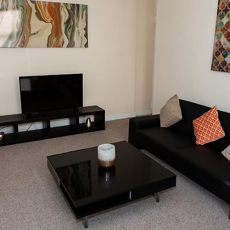 סאות' שילדס Alexander Apartments Rooms 2 מראה חיצוני תמונה