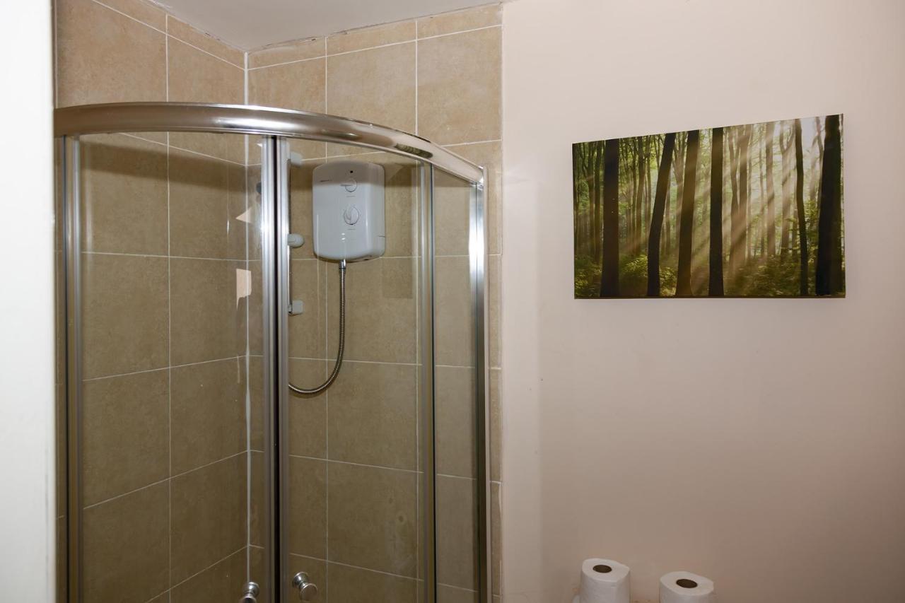 סאות' שילדס Alexander Apartments Rooms 2 מראה חיצוני תמונה